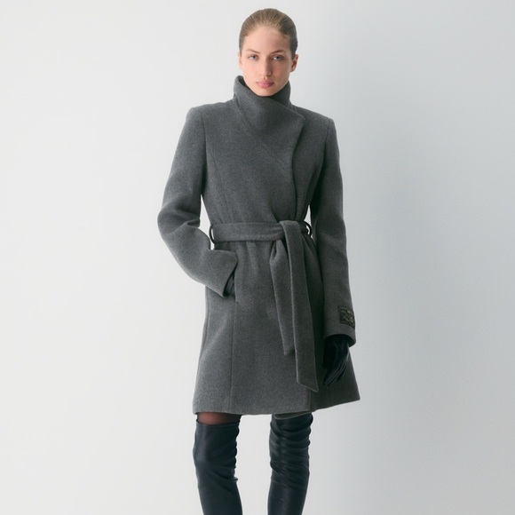 Babaton The Connor Coat - soft wool cashmere - Picture 2 of 15